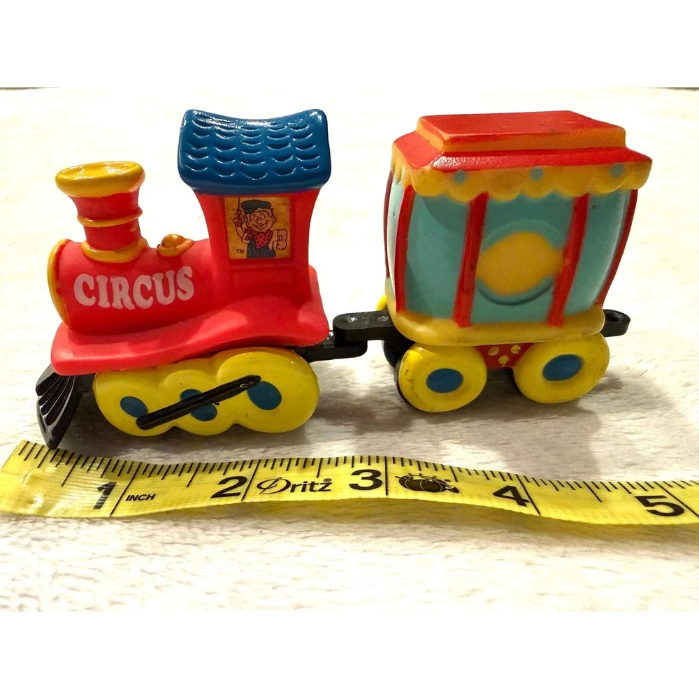 Vintage 1981 Playmates Clown Circus‎ Train Plastic Toy Red Yellow Blue 2pc Set